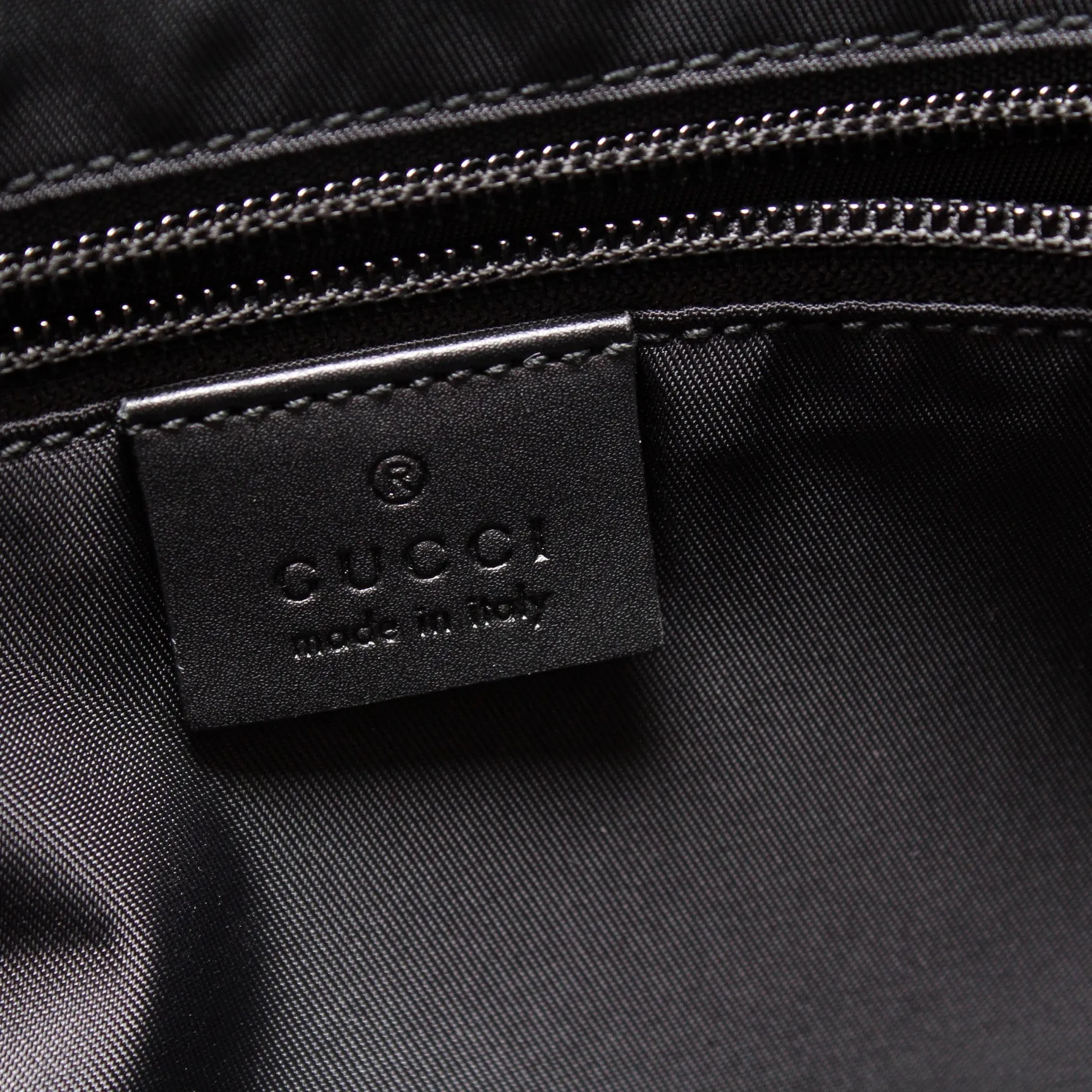 523335 GG Supreme Messenger