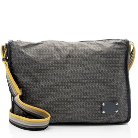 Fendi Nylon Zucchino Messenger (SHF-hFuRrv)