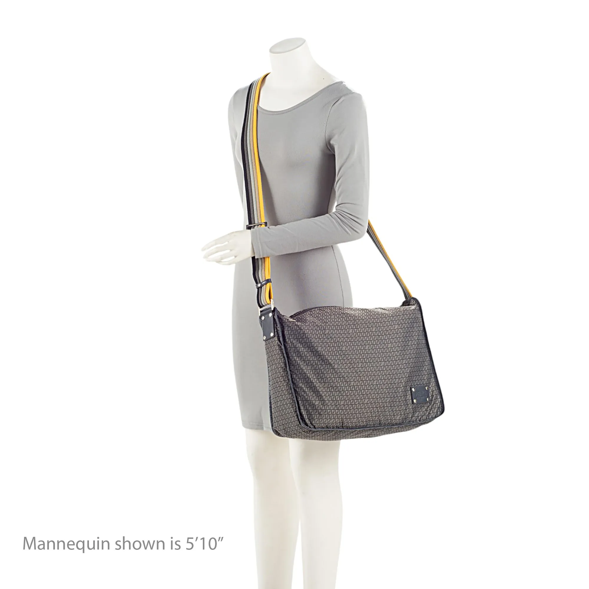 Fendi Nylon Zucchino Messenger (SHF-hFuRrv)