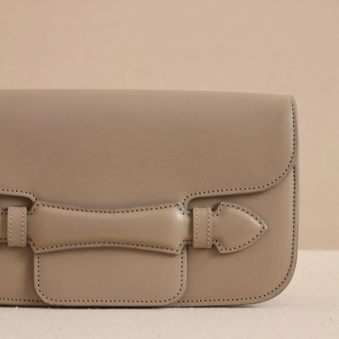 Romy Clutch in Mushroom