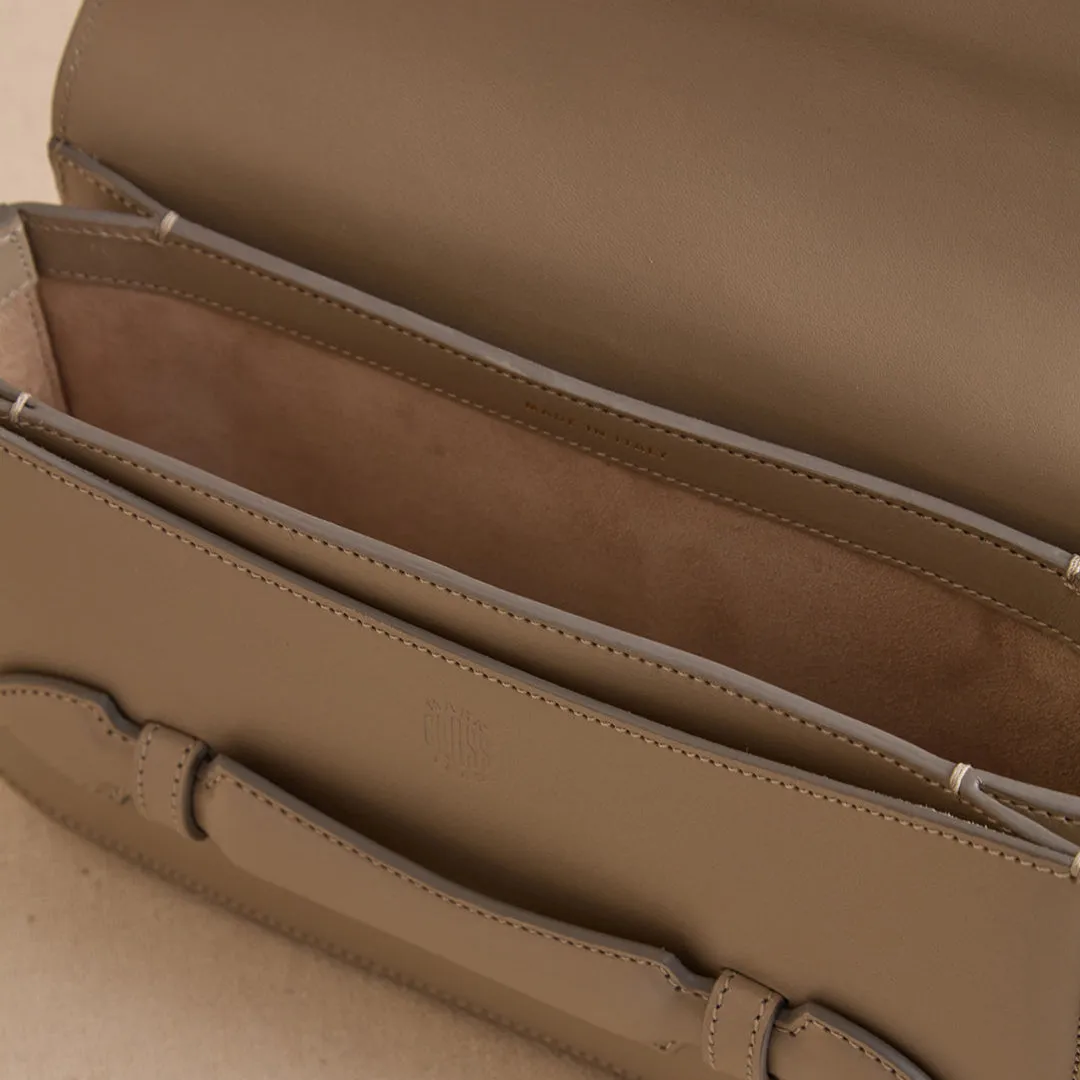 Romy Clutch in Mushroom