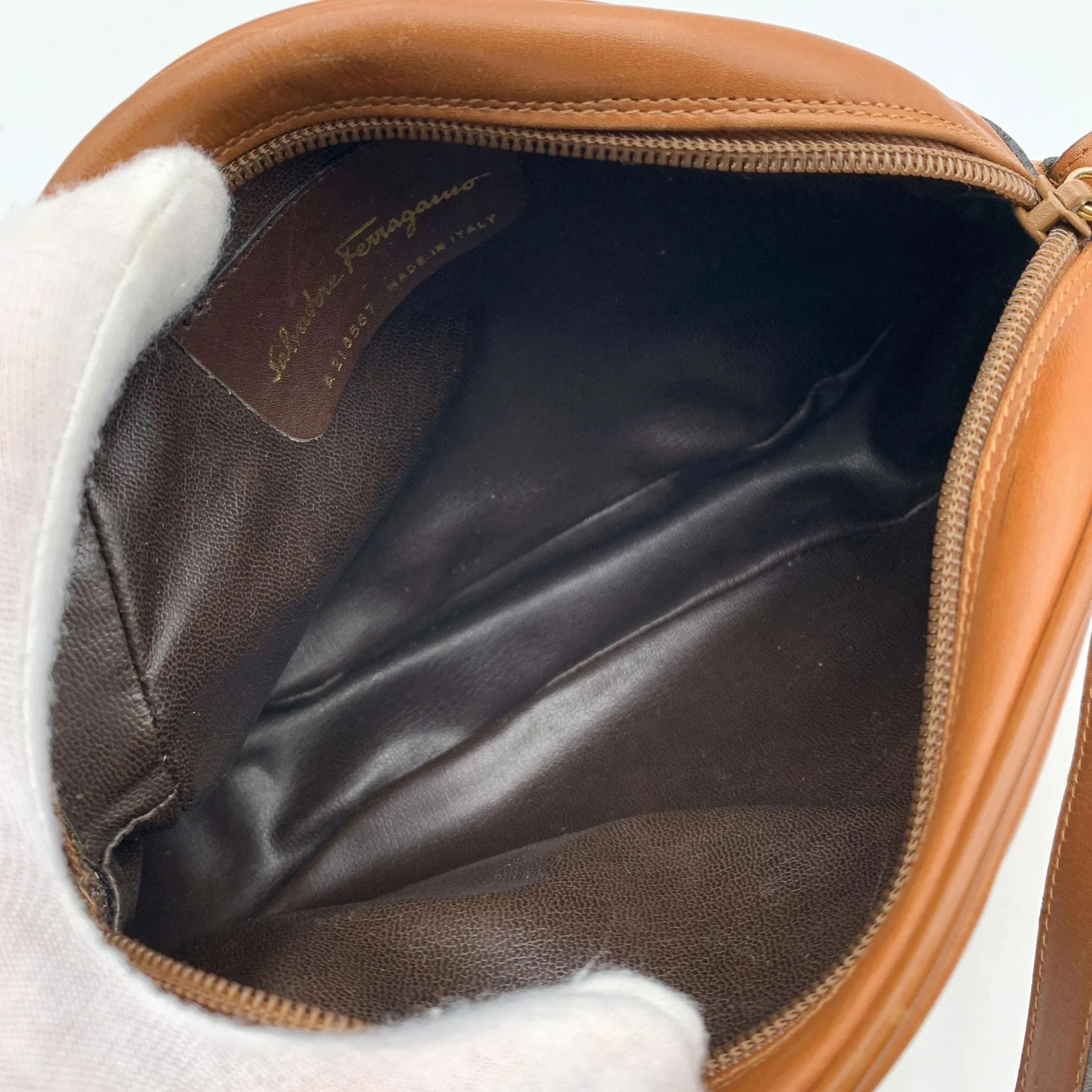 Salvatore Ferragamo Vintage Brown Leather Vara Shoulder Bag Crossbody