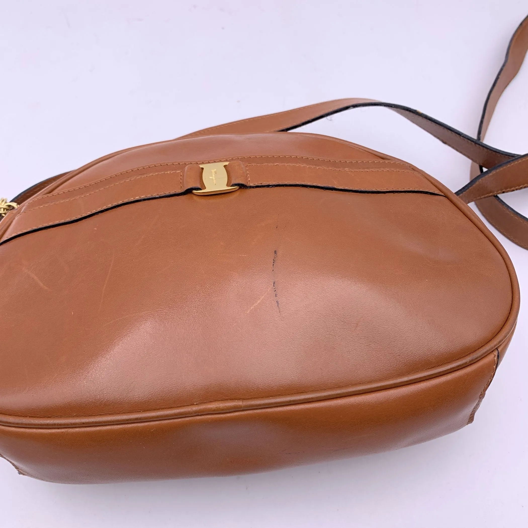 Salvatore Ferragamo Vintage Brown Leather Vara Shoulder Bag Crossbody