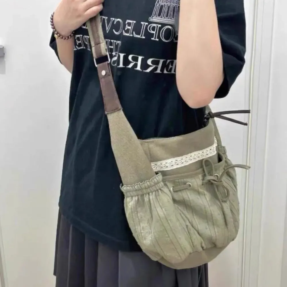 Vintage messenger bow shoulder bag