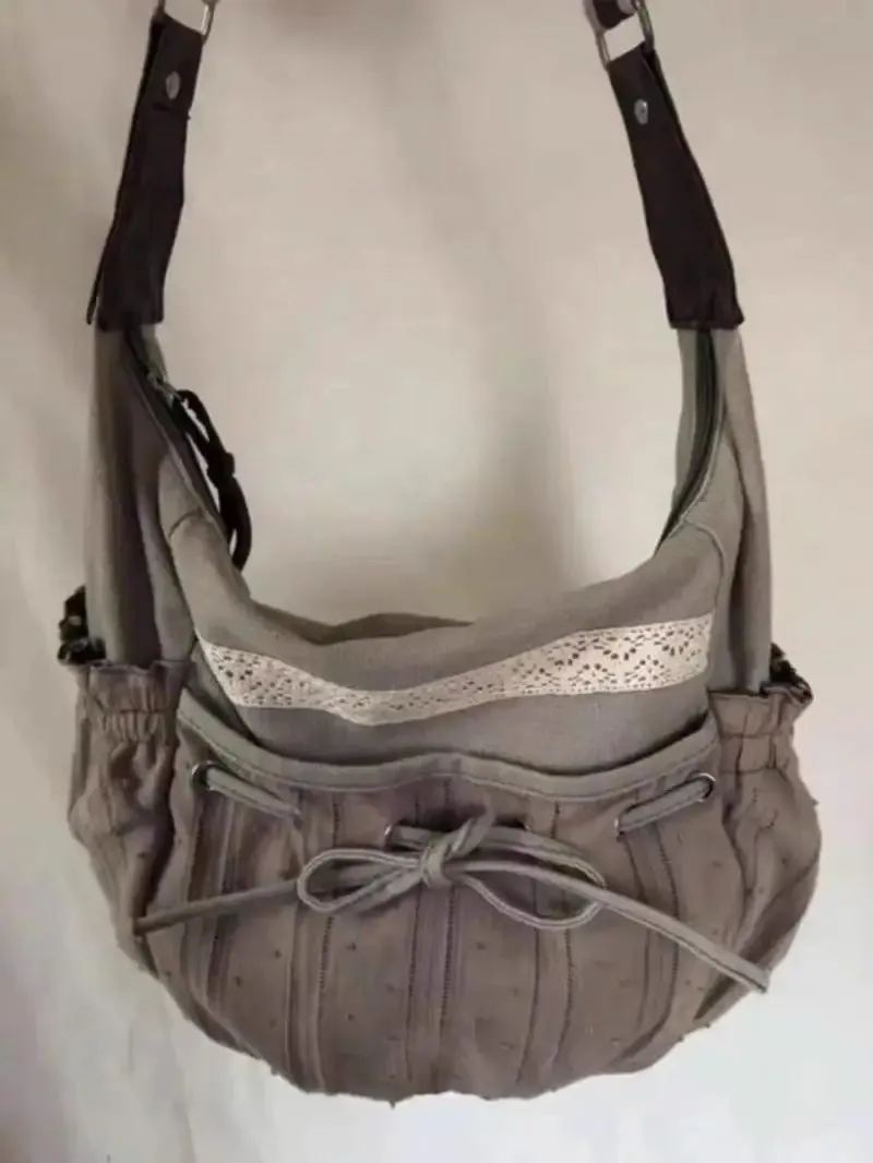 Vintage messenger bow shoulder bag